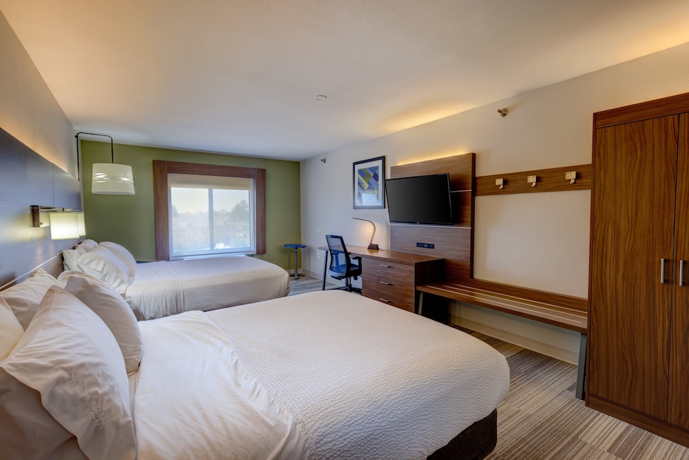 holiday inn express hotel and suites shelbyville indianapolis by ihg