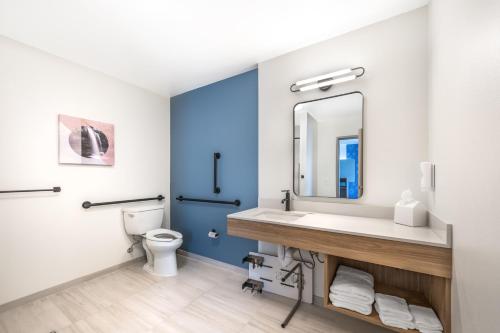 sleep inn and suites harrisburg airport hershey south