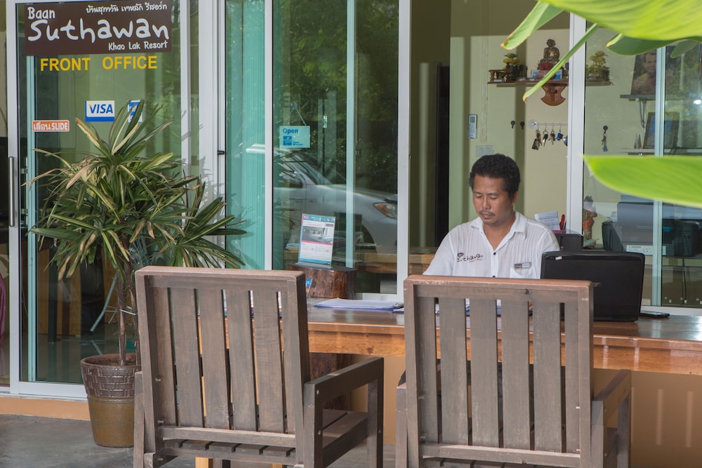 khaolak suthawan resort