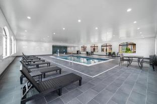 staybridge suites detroit north royal oak by ihg
