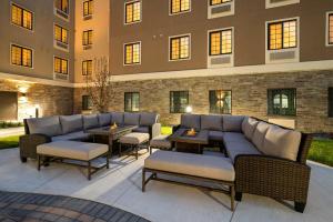 staybridge suites detroit north royal oak by ihg
