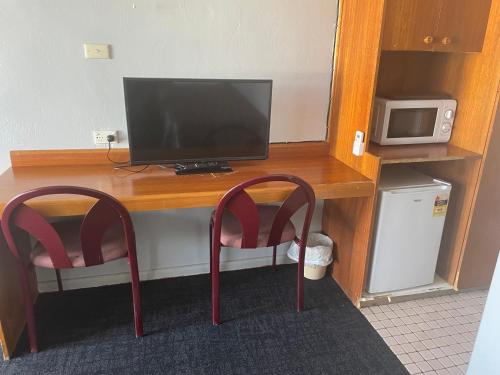 county lodge motor inn