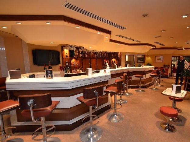 bedford hotel and congress centre