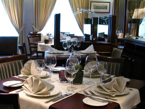 bedford hotel and congress centre