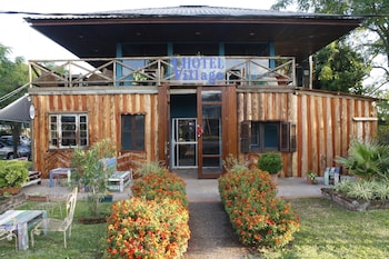hotel village termas del dayman
