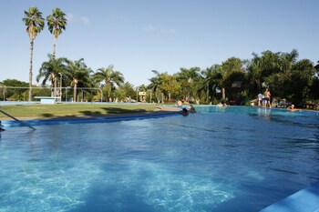 hotel village termas del dayman