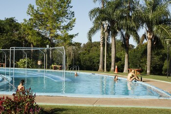 hotel village termas del dayman