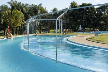 hotel village termas del dayman