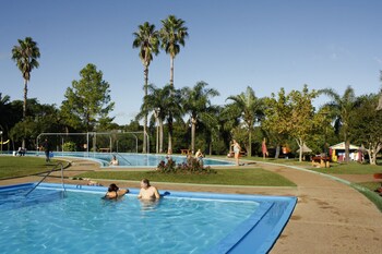 hotel village termas del dayman
