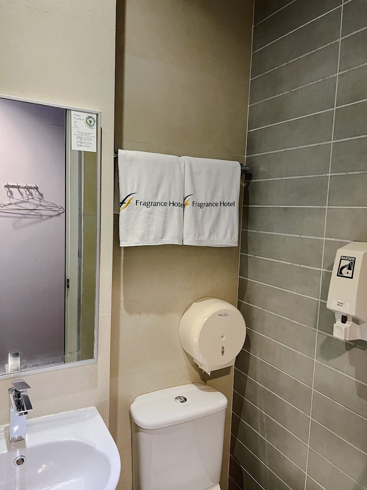 fragrance hotel lavender