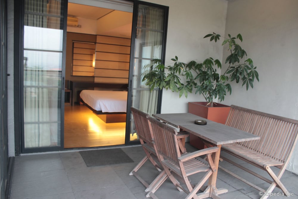 soleste suites
