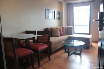 soleste suites