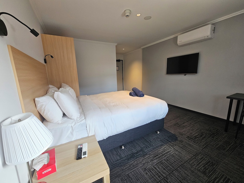 econo lodge rivervale