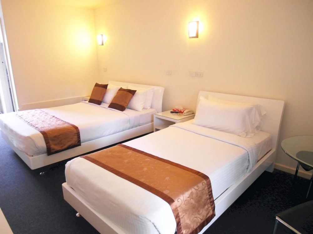 econo lodge rivervale