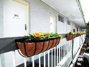 econo lodge rivervale