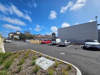 econo lodge rivervale