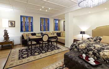 zagori suites luxury residences