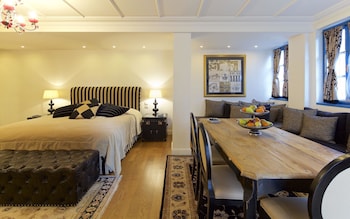 zagori suites luxury residences