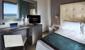 yes hotel touring