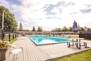 canadas best value inn and suites charlottetown