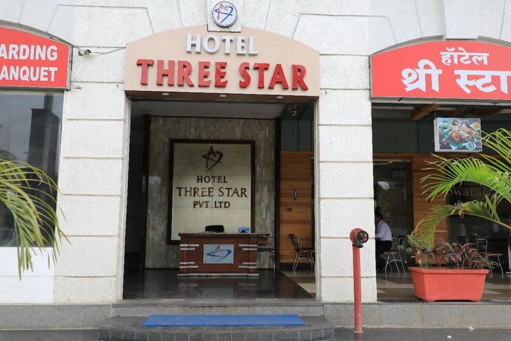 hotel three star pvt ltd