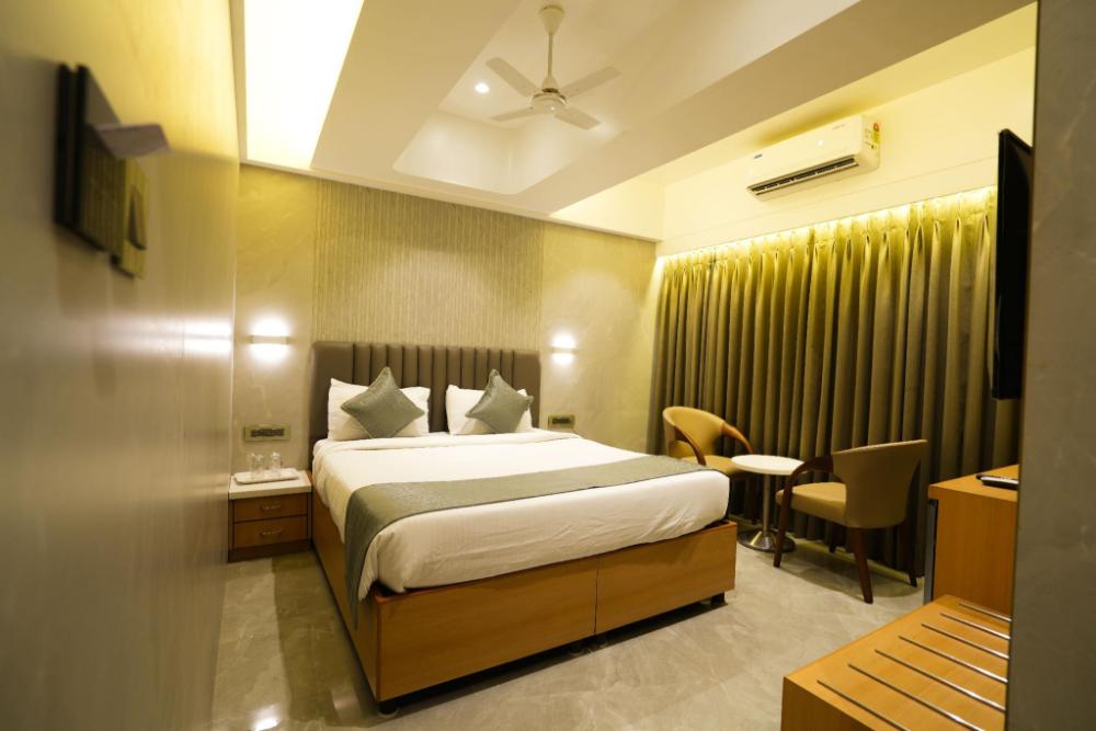 hotel three star pvt ltd