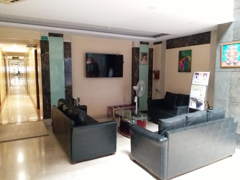 hotel three star pvt ltd