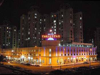hotel three star pvt ltd