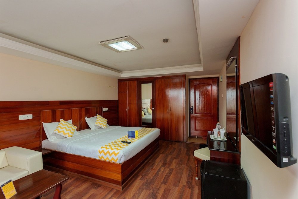 Cool Stay Home,Near Kodai Lake,2 star