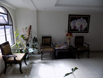 hotel plaza real suites and apartments