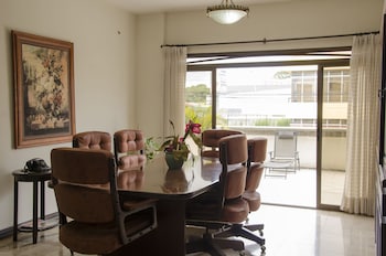 hotel plaza real suites and apartments
