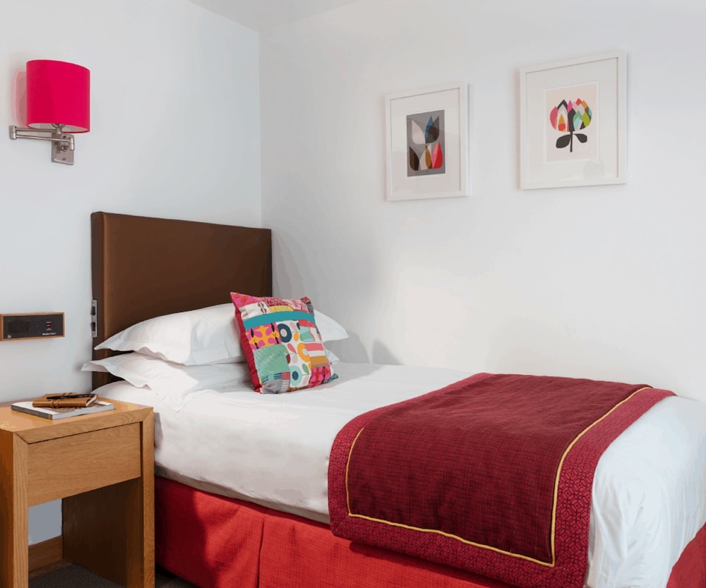 Bedruthan Hotel And Spa,Cornwall>>Charlestown,4 star