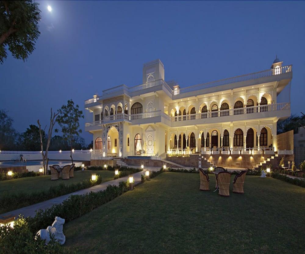 talai bagh palace