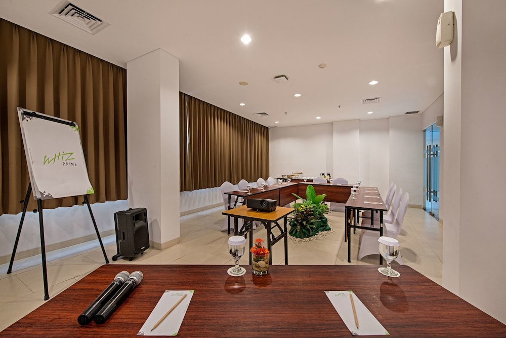 whiz prime hotel balikpapan