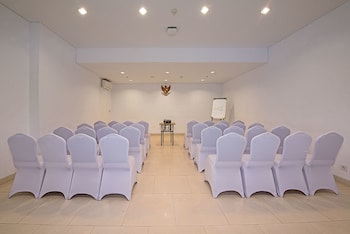 whiz prime hotel balikpapan