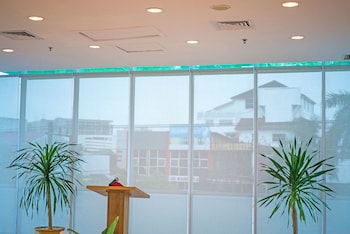 whiz prime hotel balikpapan