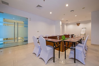 whiz prime hotel balikpapan