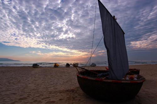 crowne plaza danang by ihg