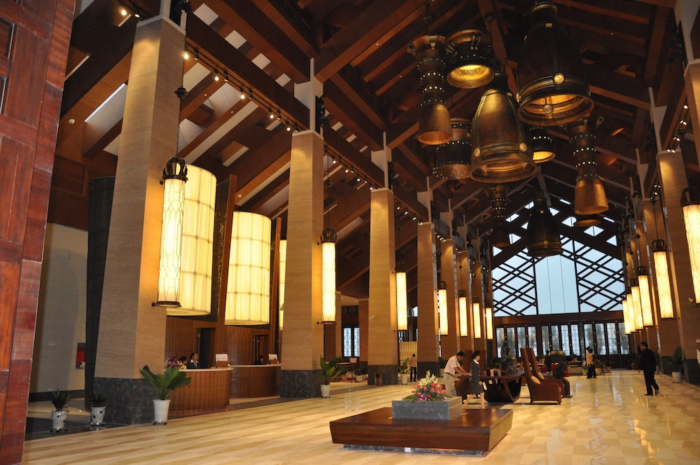 crowne plaza danang by ihg