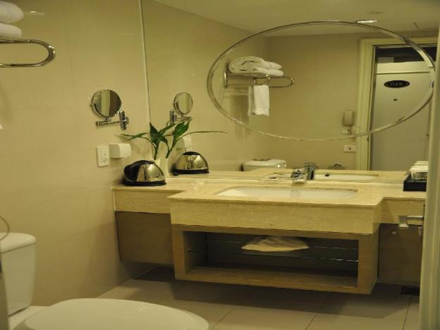 jinjiang metropolo hotel classiq ymca