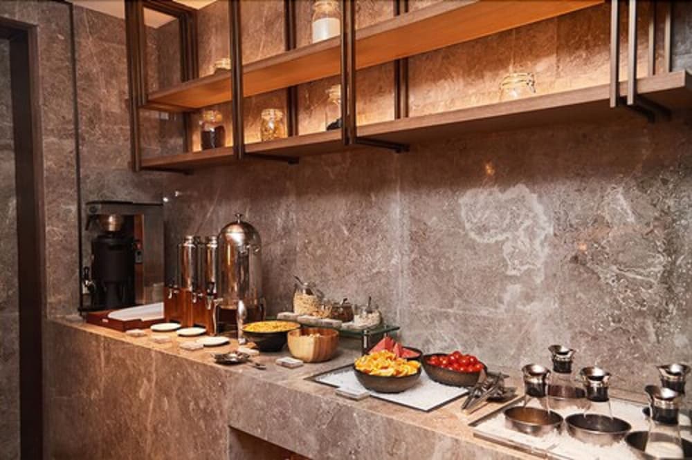 jinjiang metropolo hotel classiq ymca