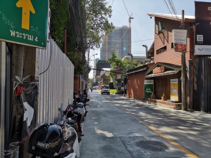 nt place sukhumvit suites