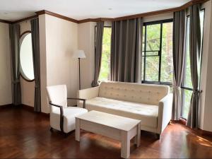 nt place sukhumvit suites