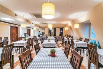 Hotel Piast,In Wroclaw (Wroclaw City Center),2 star