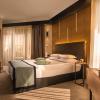 rosslyn thracia hotel