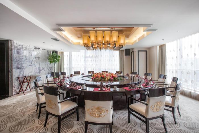 holiday inn beijing focus square by ihg