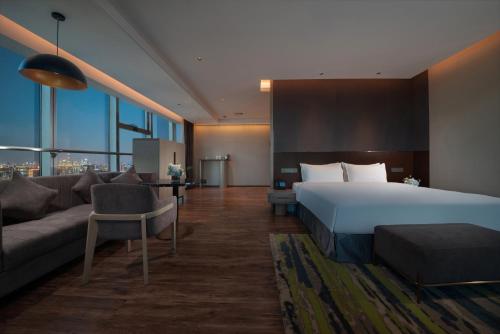 holiday inn beijing focus square by ihg