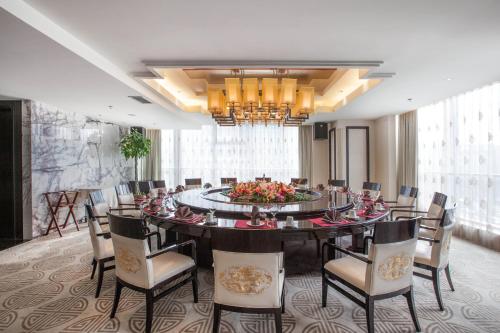holiday inn beijing focus square by ihg