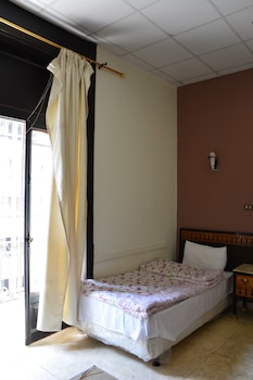 one season hostel