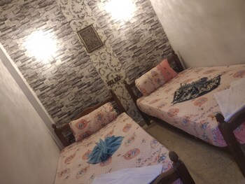 one season hostel